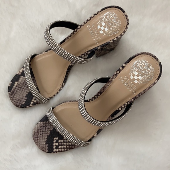 New Vince Camuto Magaly Block Heel Sandals - Picture 3 of 10